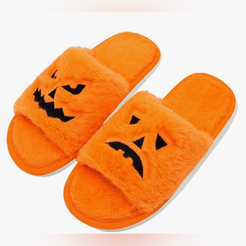 Halloween Plush Slippers Size 9-10 New